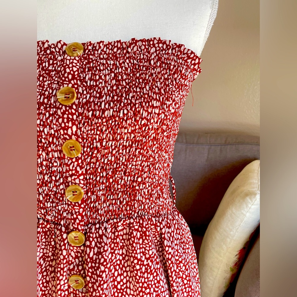 Strapless dress